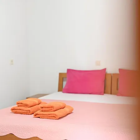Agnandi Apartment Loutraki (Pella)
