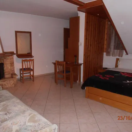 Agnandi Apartment Loutraki (Pella)