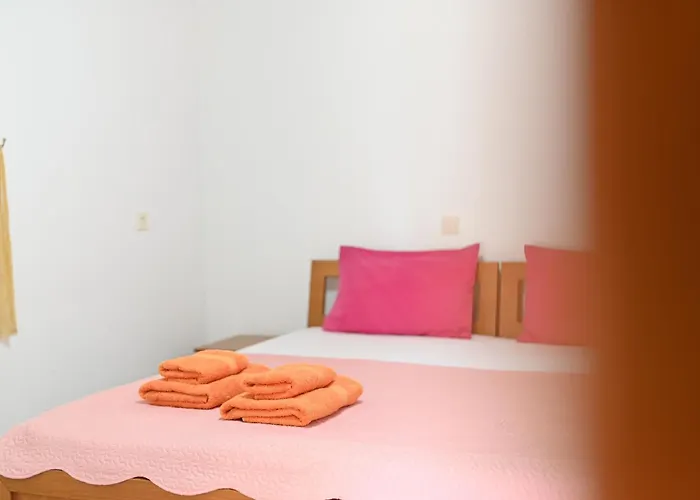 Agnandi アパート Káto Loutrákion